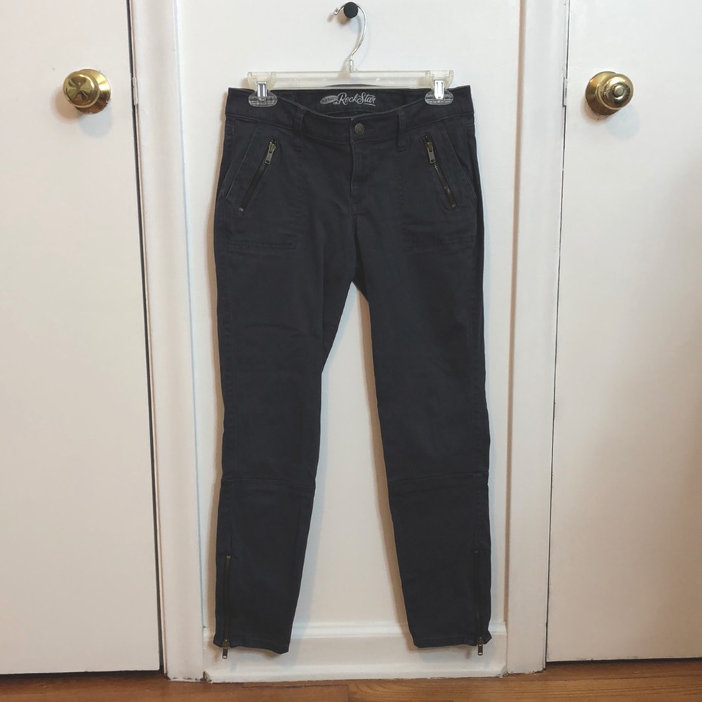 Old Navy Cargo Pants Grey Size 4, Skinny, Rockstar